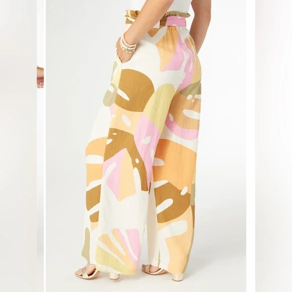 NWT Coco + Carmen Lyla Printed Flowy Pant With Tie Waist - Picture 2 of 12